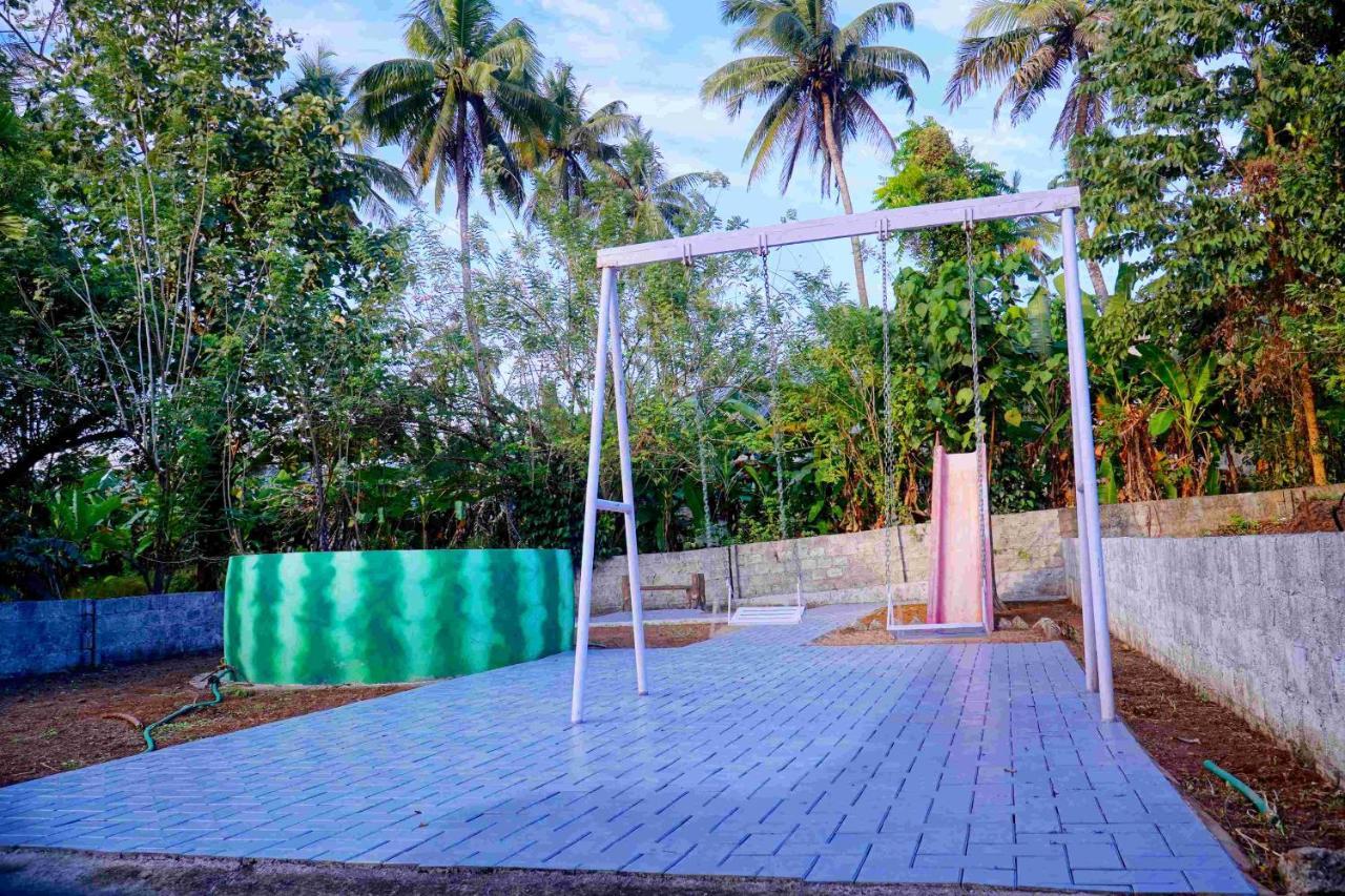 Rain Drops Premium Villas - อทิราพาลลี ภายนอก รูปภาพ
