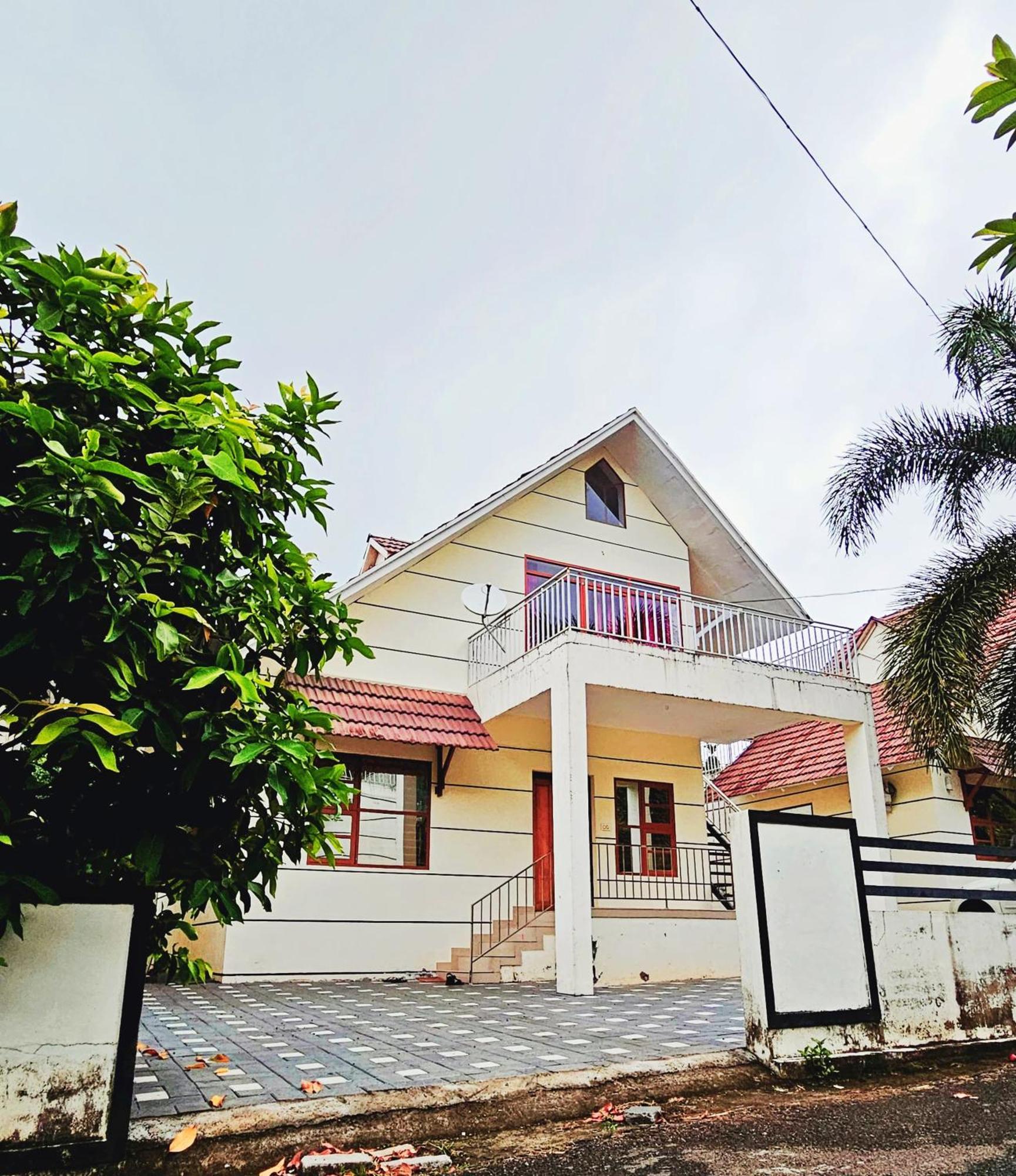 Rain Drops Premium Villas - อทิราพาลลี ภายนอก รูปภาพ